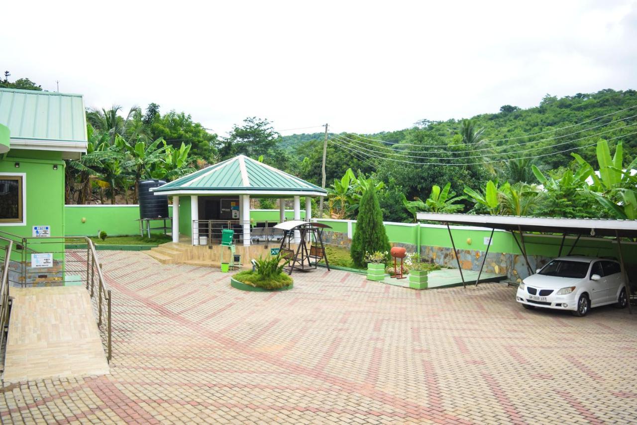 3A'S Guest House Akosombo Zewnętrze zdjęcie