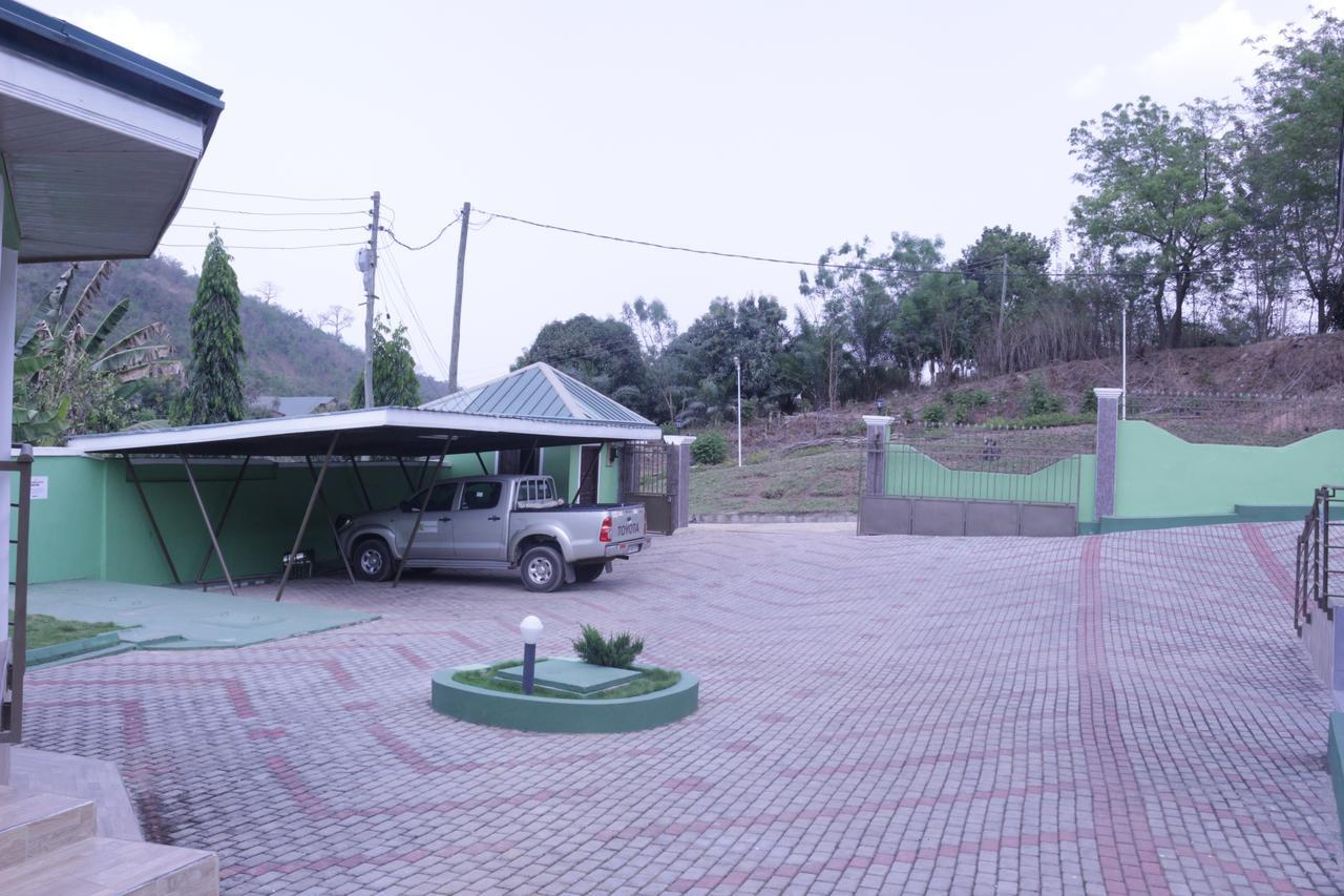 3A'S Guest House Akosombo Zewnętrze zdjęcie