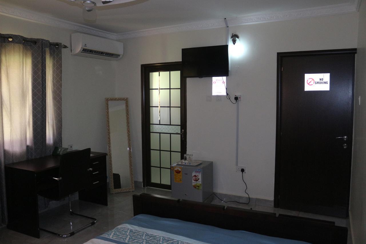 3A'S Guest House Akosombo Zewnętrze zdjęcie