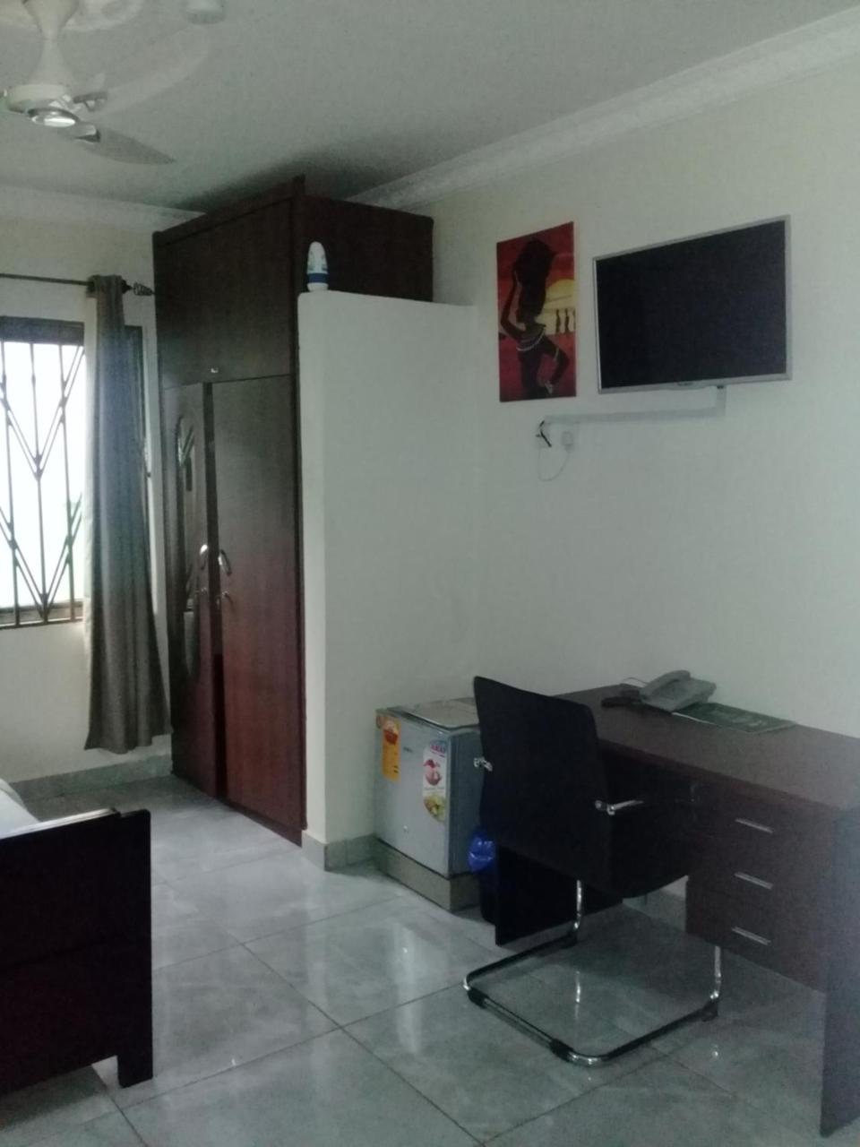 3A'S Guest House Akosombo Zewnętrze zdjęcie