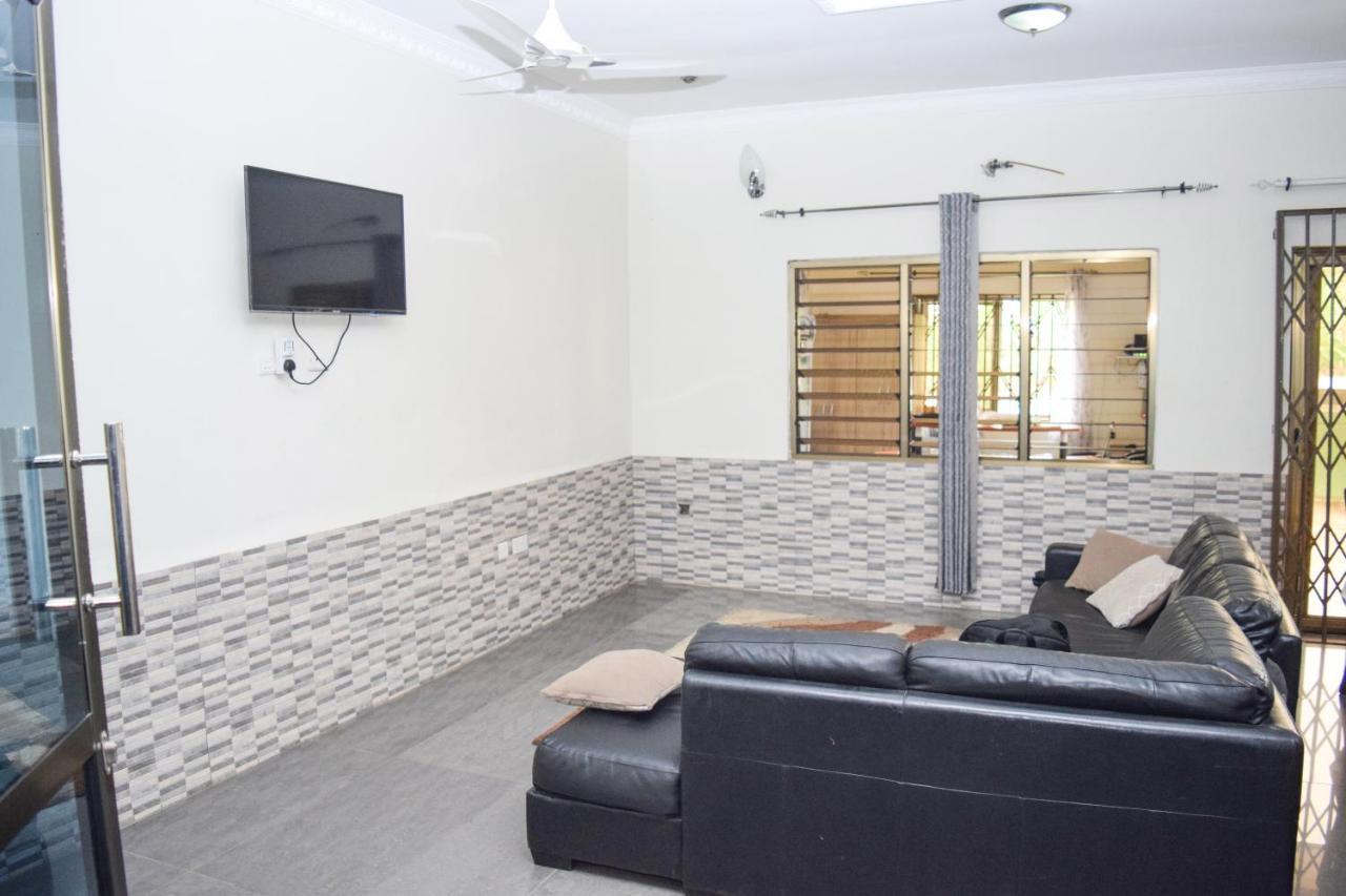 3A'S Guest House Akosombo Zewnętrze zdjęcie