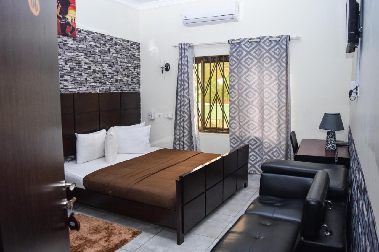 3A'S Guest House Akosombo Zewnętrze zdjęcie