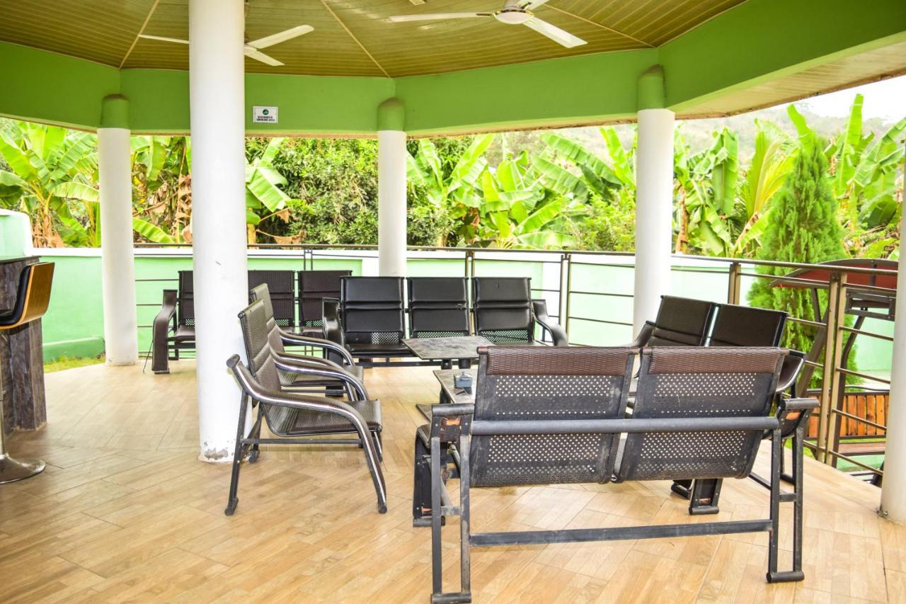 3A'S Guest House Akosombo Zewnętrze zdjęcie