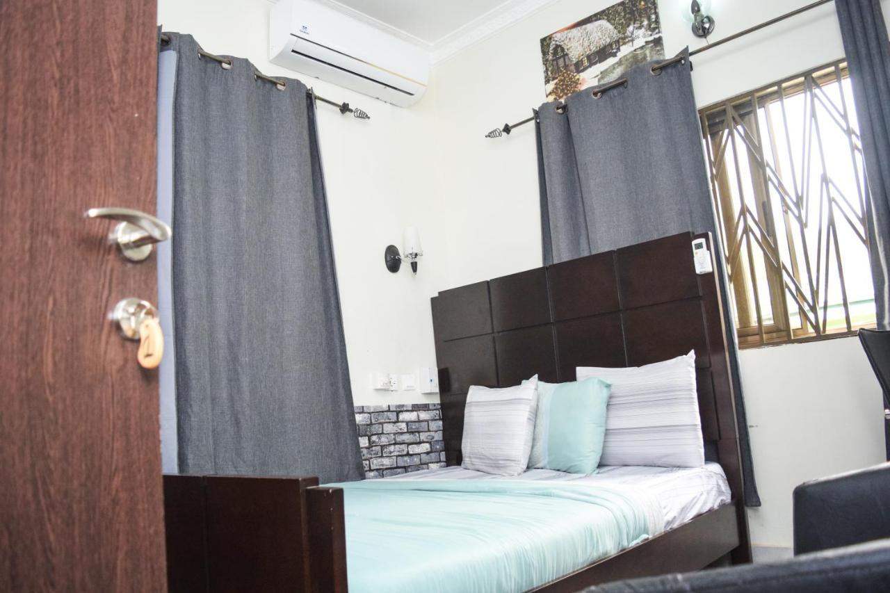 3A'S Guest House Akosombo Zewnętrze zdjęcie